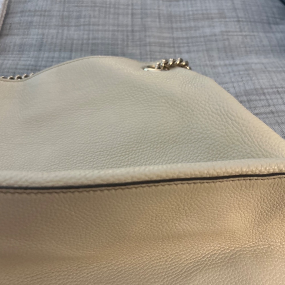Gucci White Leather Soho Chain Tote - Picture 14 of 16